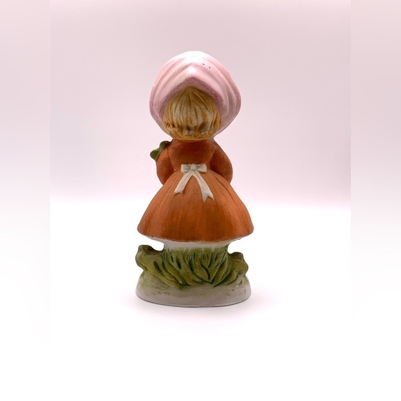 1980 VTG Verona Vergasi, CMA Figurines Girl with Flowers Pomander Bisque Ceramic - Picture 7 of 8